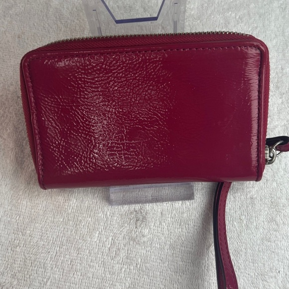Coach 1941 Peyton Patent Leather Wristlet Zip Around Wallet Magenta Pink Coach - Picture 5 of 17
